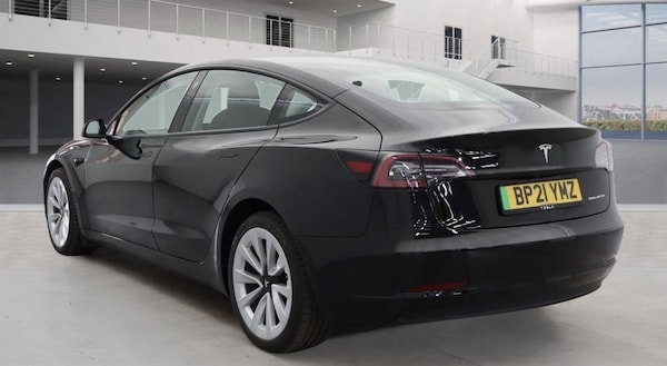 Used Tesla Model 3 2021 for sale - 76124252: Photo 5