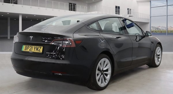 Used Tesla Model 3 2021 for sale - 76124252: Photo 6