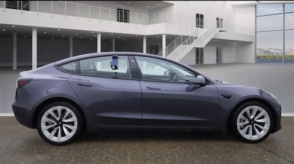 Used Tesla Model 3 2021 for sale - 76216816: Photo 4