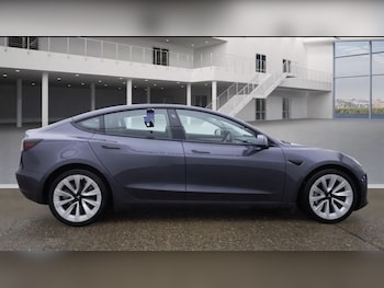 Used Tesla Model 3 2021 for sale - 76216816: Photo 4