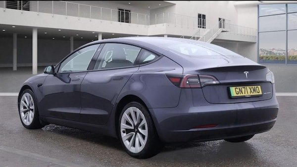Used Tesla Model 3 2021 for sale - 76216816: Photo 5