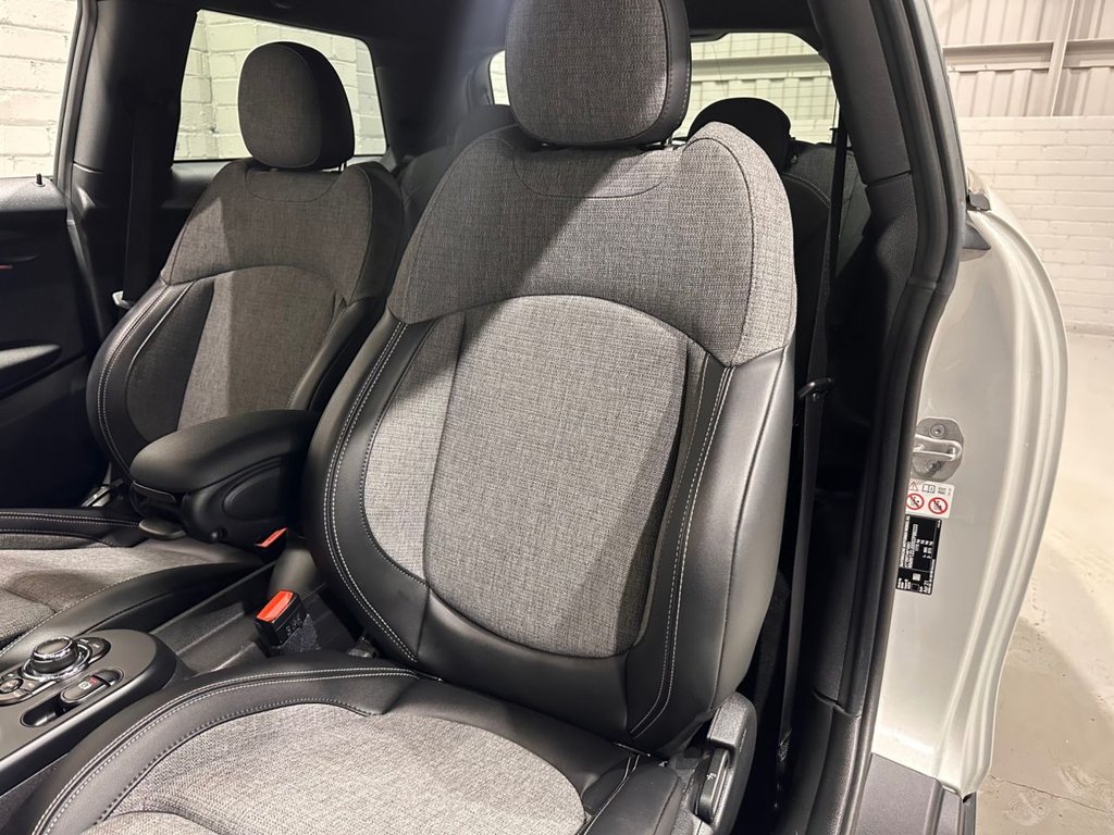 Used MINI Electric Hatch 2021 for sale - 76784105: Photo 14