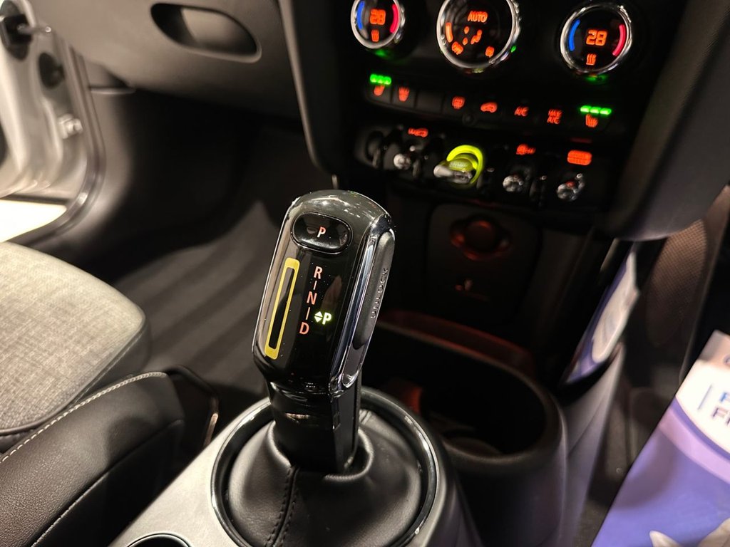 Used MINI Electric Hatch 2021 for sale - 76784105: Photo 17