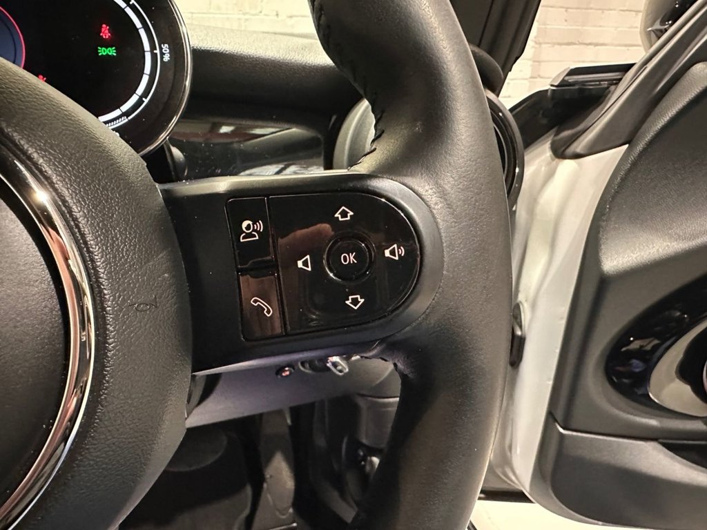 Used MINI Electric Hatch 2021 for sale - 76784105: Photo 20