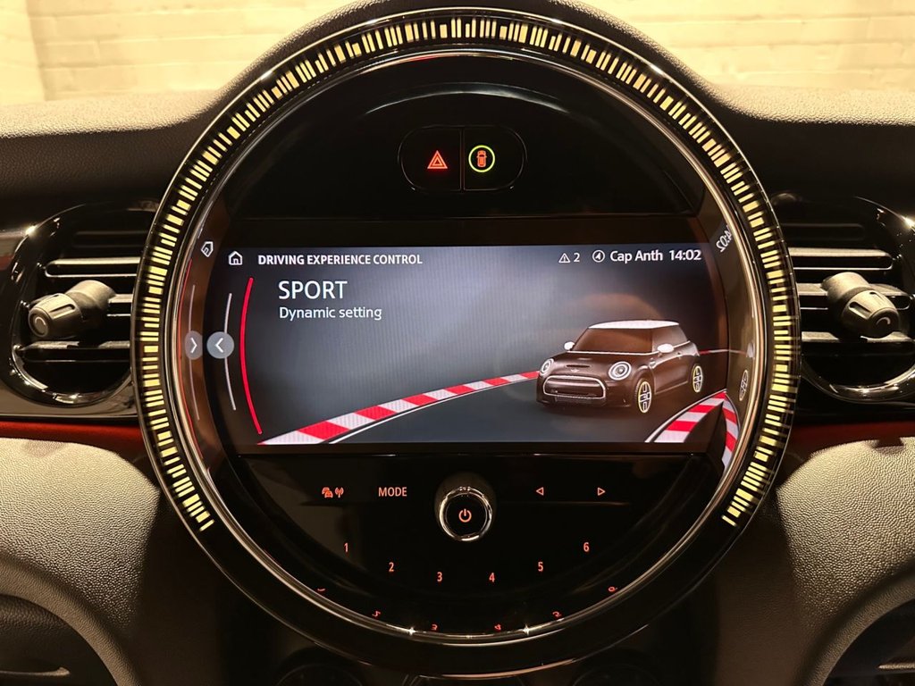 Used MINI Electric Hatch 2021 for sale - 76784105: Photo 24