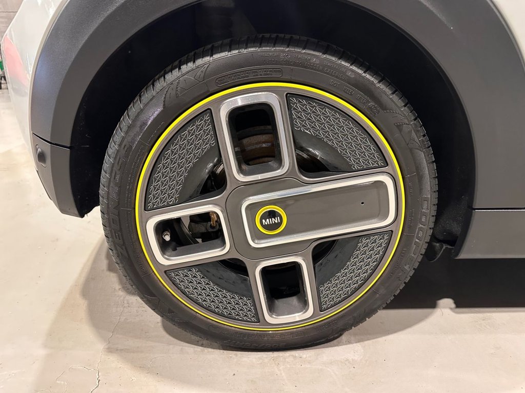 Used MINI Electric Hatch 2021 for sale - 76784105: Photo 42