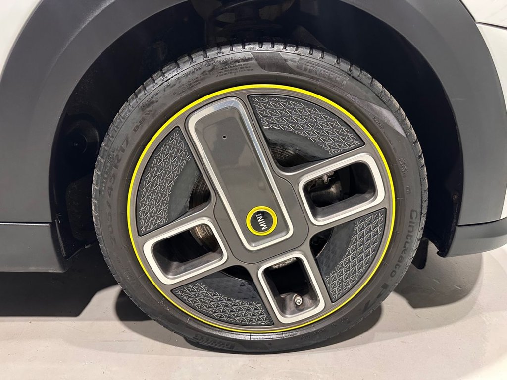 Used MINI Electric Hatch 2021 for sale - 76784105: Photo 43