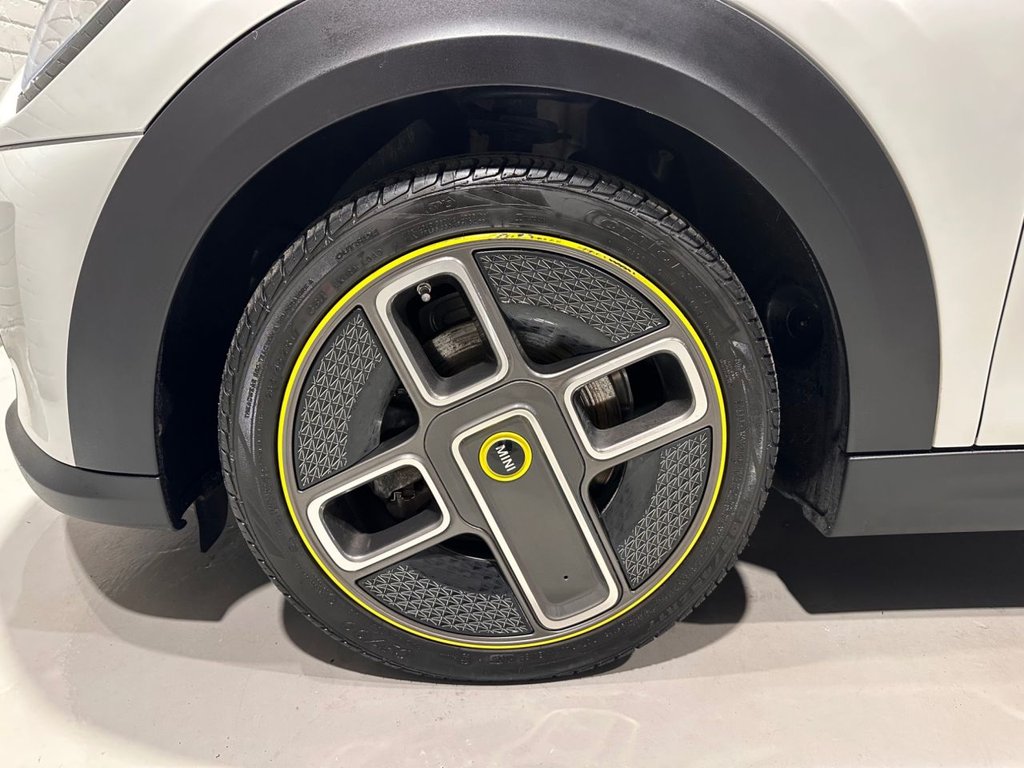 Used MINI Electric Hatch 2021 for sale - 76784105: Photo 45