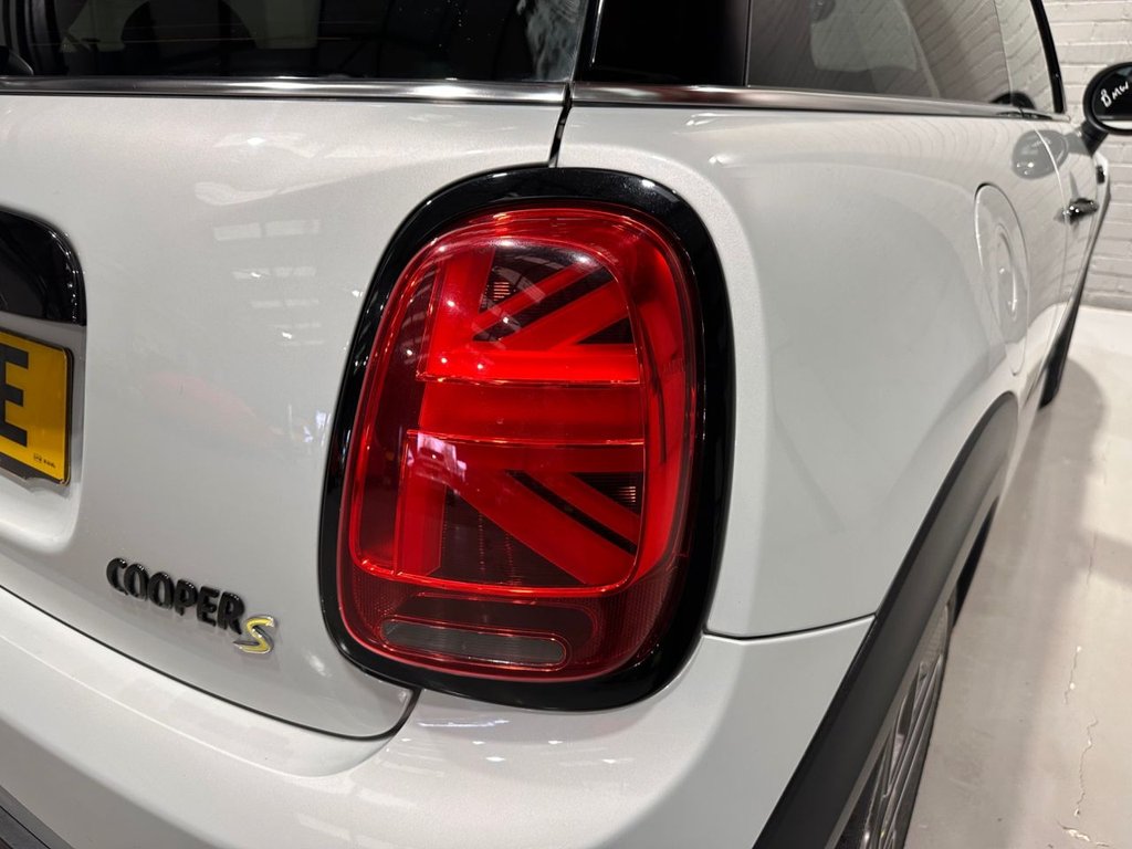 Used MINI Electric Hatch 2021 for sale - 76784105: Photo 9