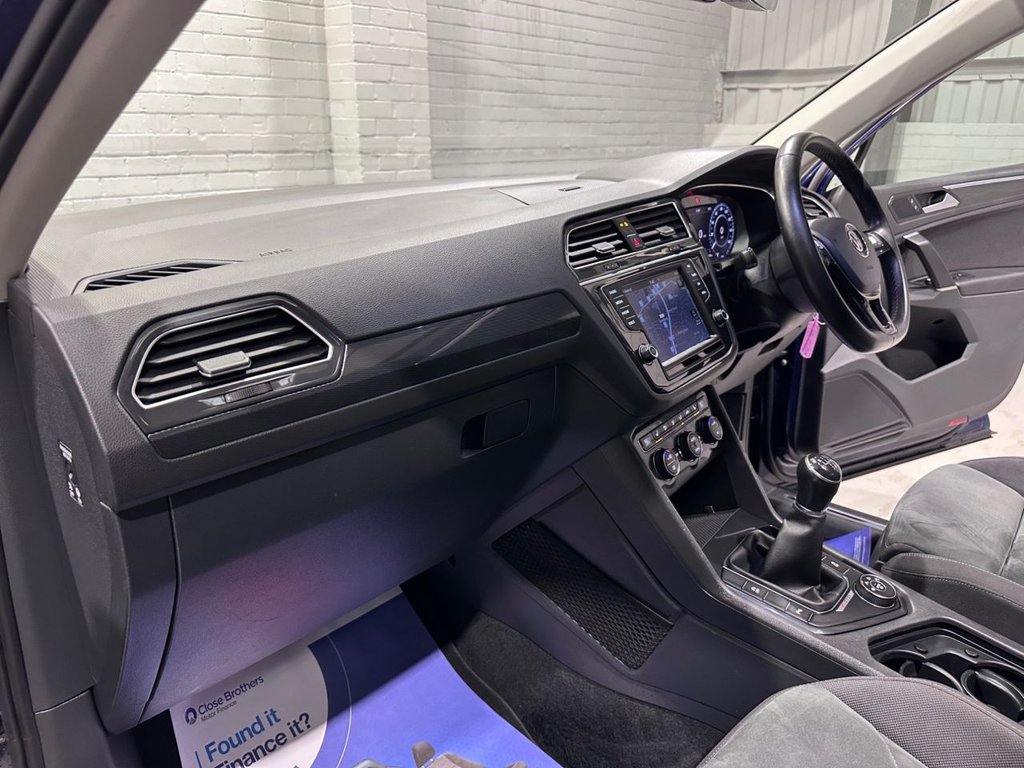 Used Volkswagen Tiguan 2016 for sale - 76367875: Photo 10