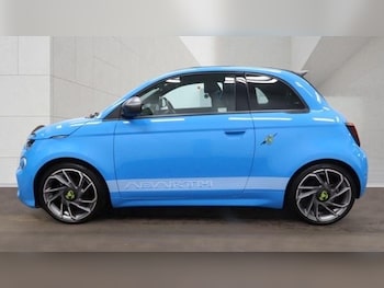 Used Abarth 500C 2023 for sale - 78607307: Photo