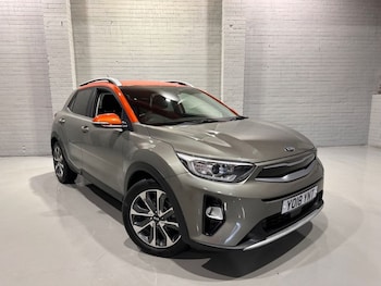 Used Kia Stonic 2018 for sale - 77436366: Photo