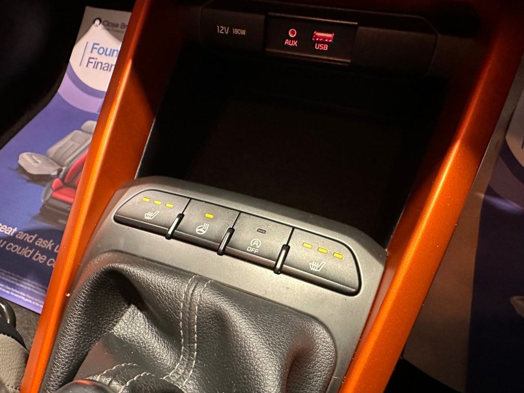 Used Kia Stonic 2018 for sale - 77436366: Photo 32