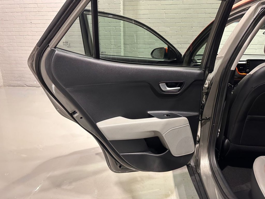 Used Kia Stonic 2018 for sale - 77436366: Photo 34