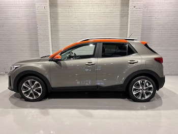 Used Kia Stonic 2018 for sale - 77436366: Photo