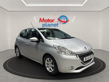 Used Peugeot 208 2014 for sale - 79077353: Photo