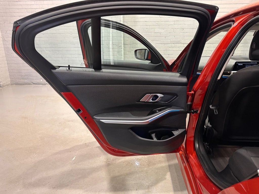 Used BMW 3 Series 2019 for sale - 77835270: Photo 43