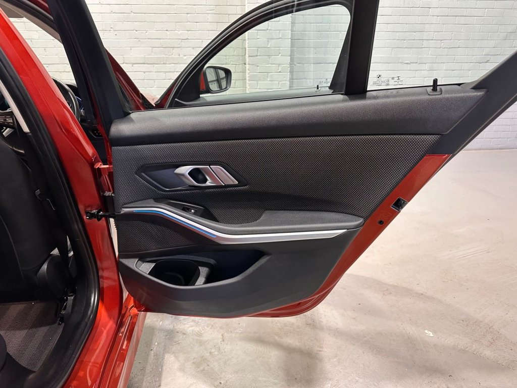 Used BMW 3 Series 2019 for sale - 77835270: Photo 44