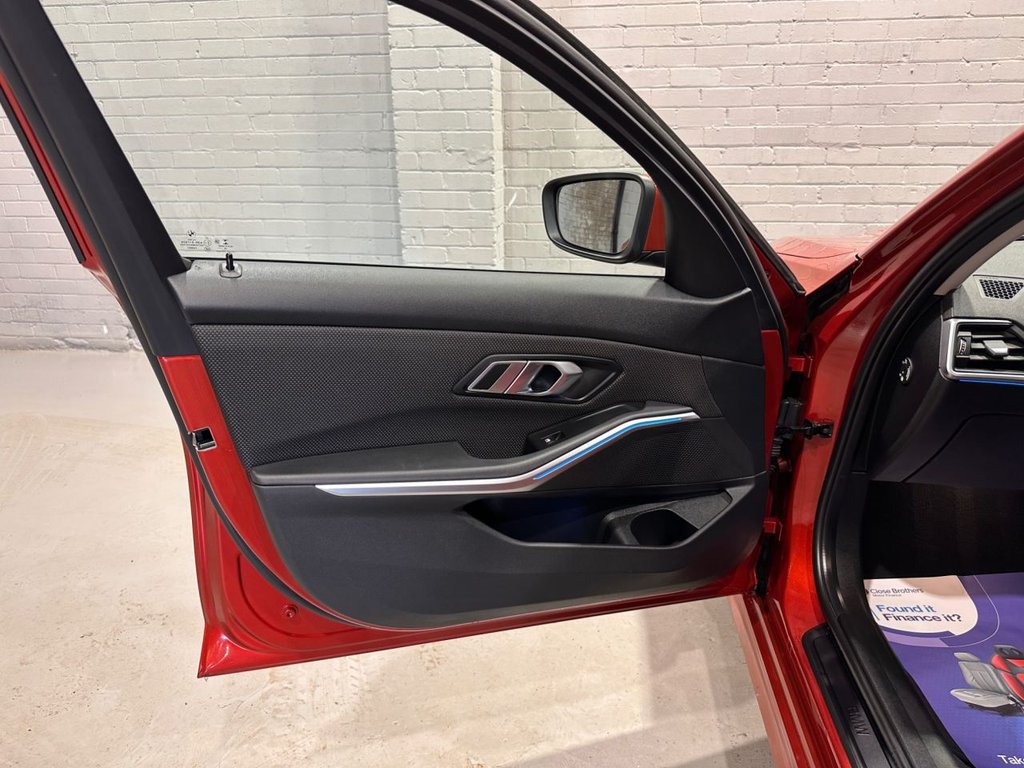 Used BMW 3 Series 2019 for sale - 77835270: Photo 45