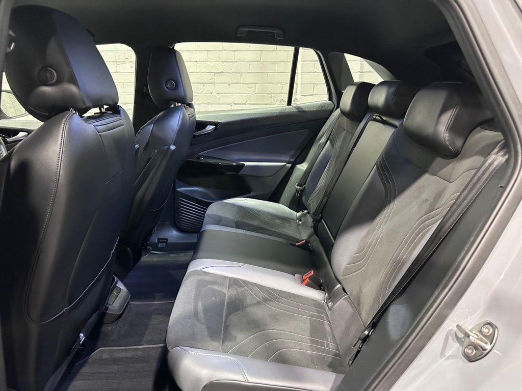 Used Volkswagen ID.4 2022 for sale - 76047999: Photo 16