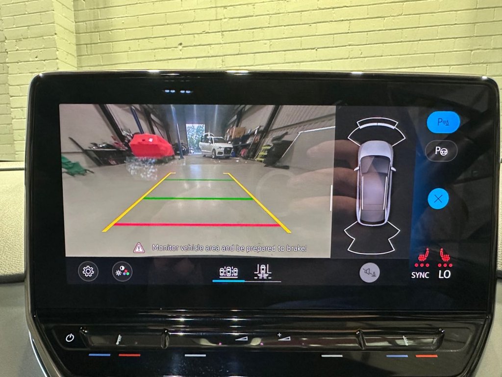 Used Volkswagen ID.4 2022 for sale - 76047999: Photo 32