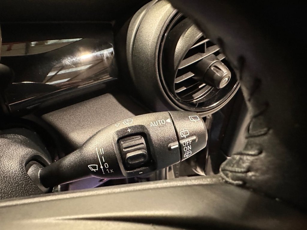 Used MINI Electric Hatch 2020 for sale - 76841229: Photo 20