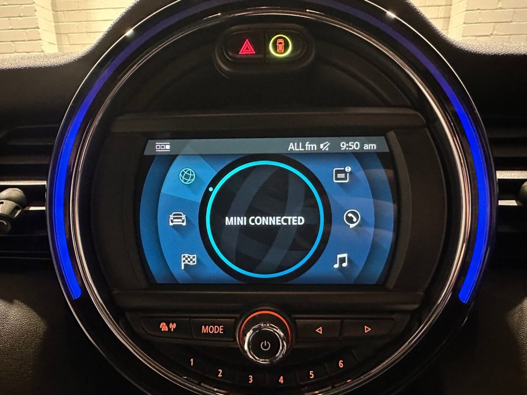 Used MINI Electric Hatch 2020 for sale - 76841229: Photo 25