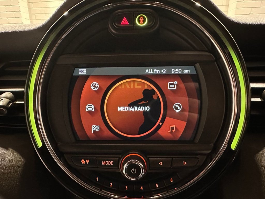 Used MINI Electric Hatch 2020 for sale - 76841229: Photo 28