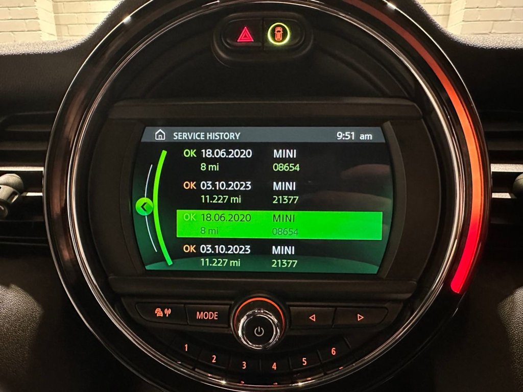 Used MINI Electric Hatch 2020 for sale - 76841229: Photo 34