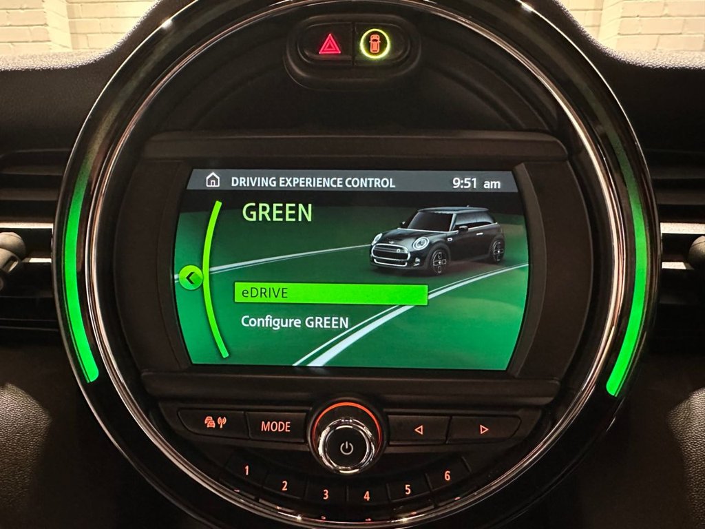 Used MINI Electric Hatch 2020 for sale - 76841229: Photo 36