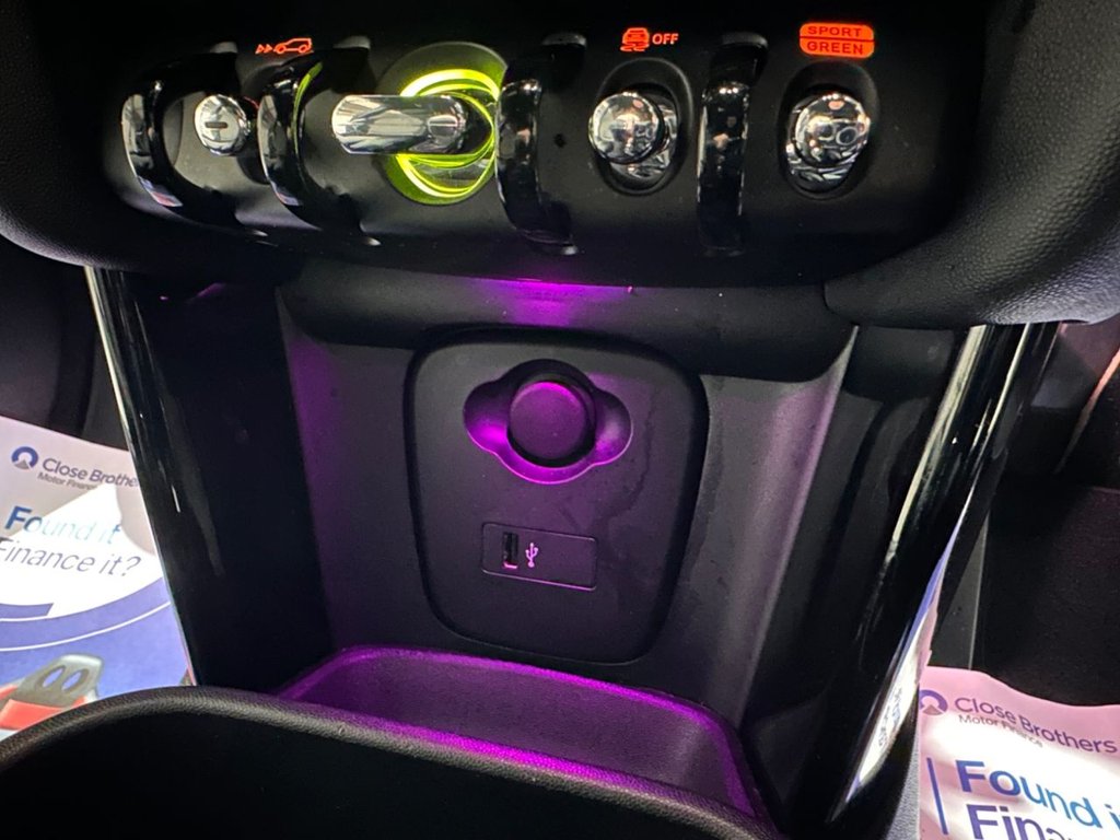 Used MINI Electric Hatch 2020 for sale - 76841229: Photo 42