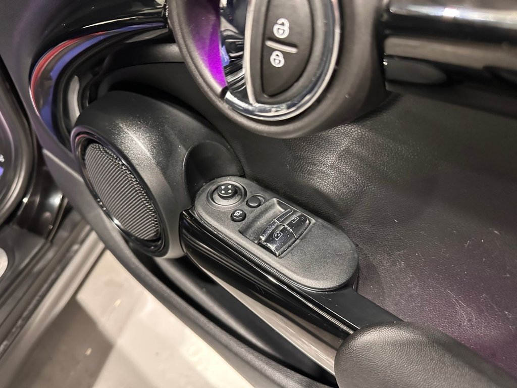 Used MINI Electric Hatch 2020 for sale - 76841229: Photo 46