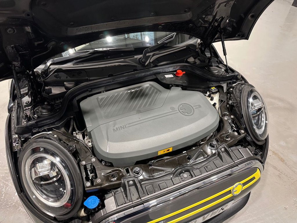 Used MINI Electric Hatch 2020 for sale - 76841229: Photo 48