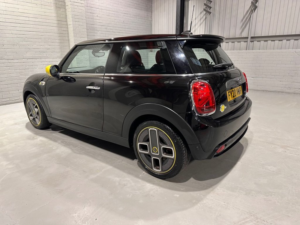 Used MINI Electric Hatch 2020 for sale - 76841229: Photo 8
