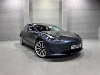 Tesla - Model 3
