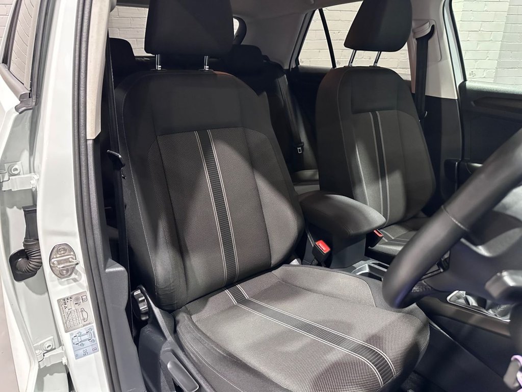 Used Volkswagen T-Roc 2018 for sale - 76173343: Photo 12