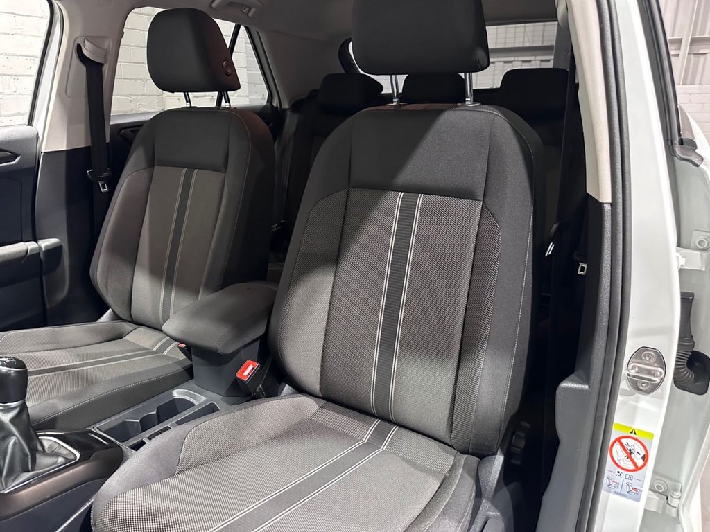 Used Volkswagen T-Roc 2018 for sale - 76173343: Photo 15