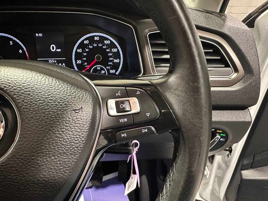 Used Volkswagen T-Roc 2018 for sale - 76173343: Photo 19