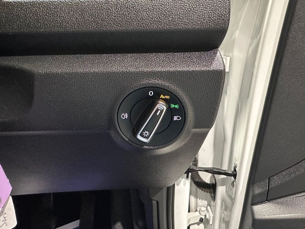 Used Volkswagen T-Roc 2018 for sale - 76173343: Photo 23