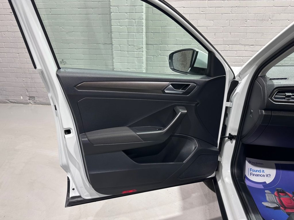 Used Volkswagen T-Roc 2018 for sale - 76173343: Photo 37