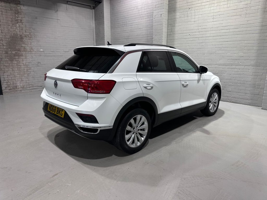 Used Volkswagen T-Roc 2018 for sale - 76173343: Photo 8