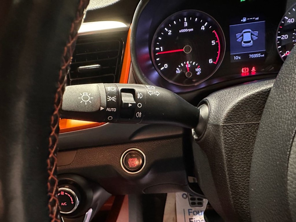 Used Kia Stonic 2018 for sale - 76595938: Photo 20