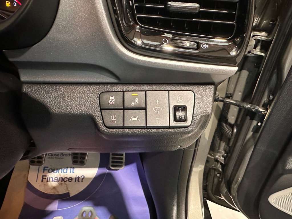Used Kia Stonic 2018 for sale - 76595938: Photo 22