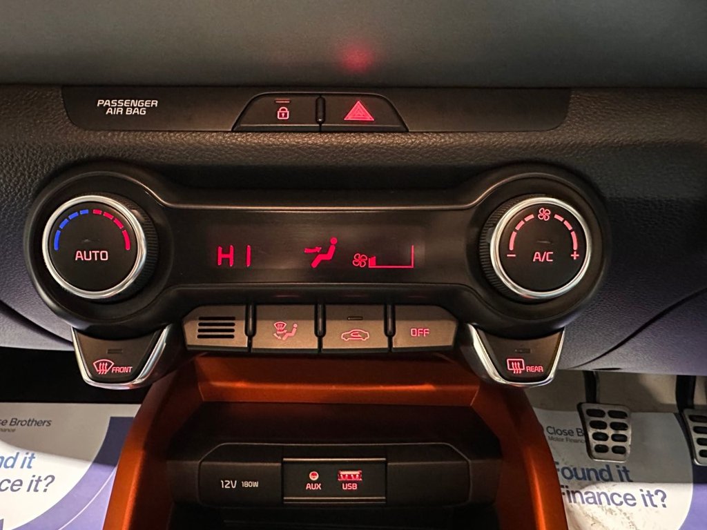 Used Kia Stonic 2018 for sale - 76595938: Photo 30