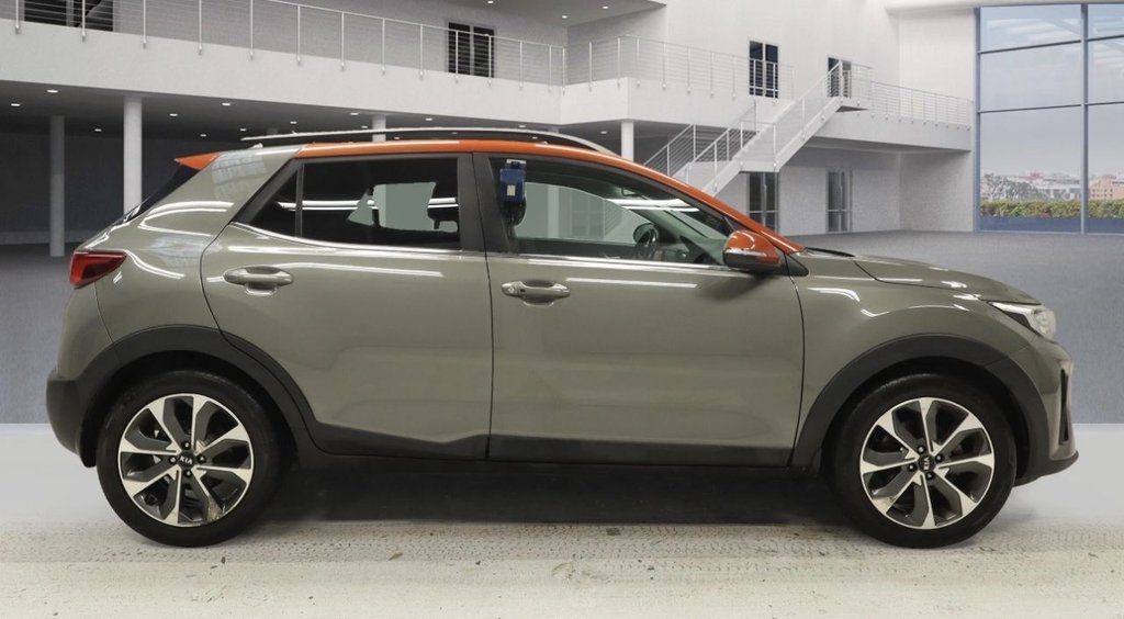 Used Kia Stonic 2018 for sale - 76595938: Photo 4