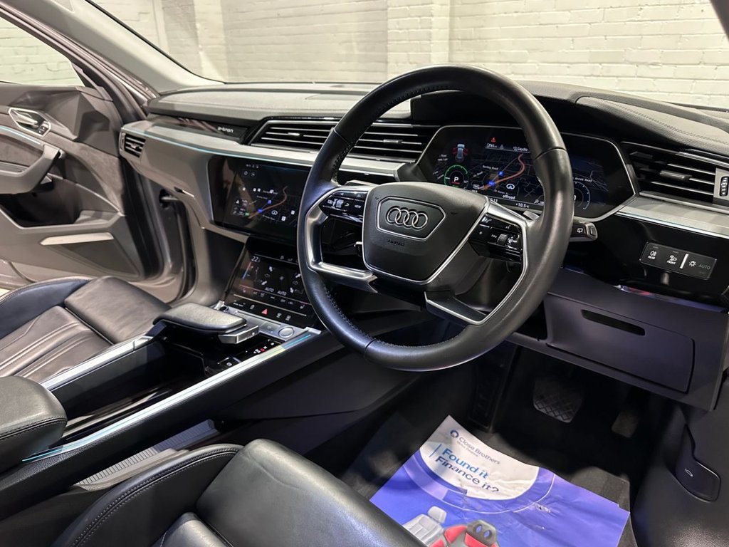 Used Audi e-tron 2020 for sale - 76368196: Photo 13