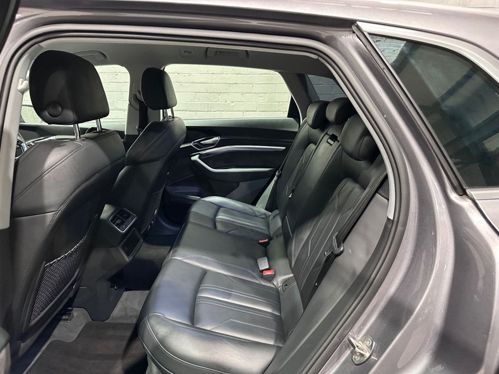 Used Audi e-tron 2020 for sale - 76368196: Photo 17