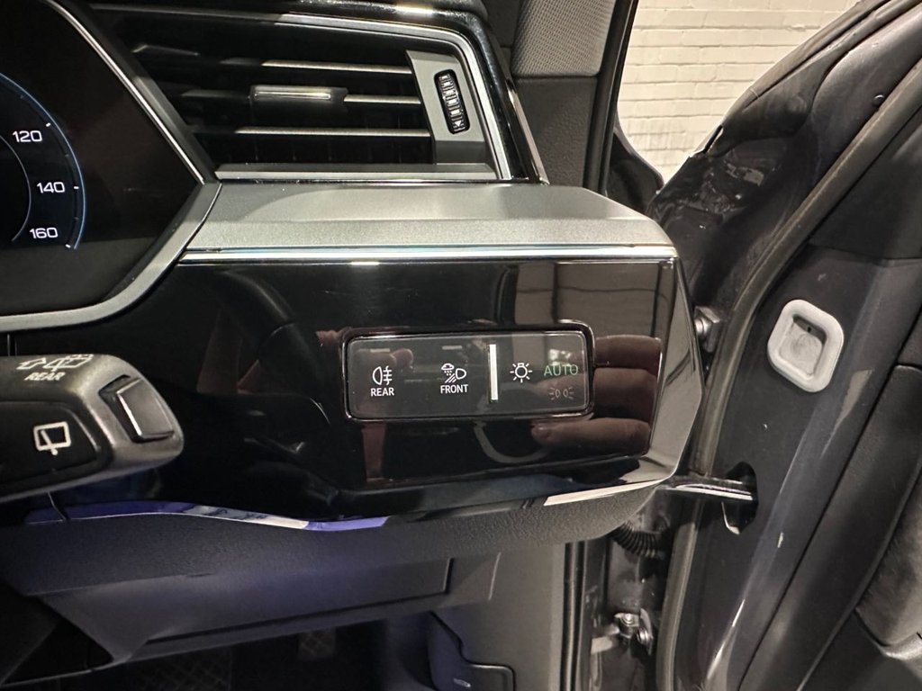 Used Audi e-tron 2020 for sale - 76368196: Photo 28