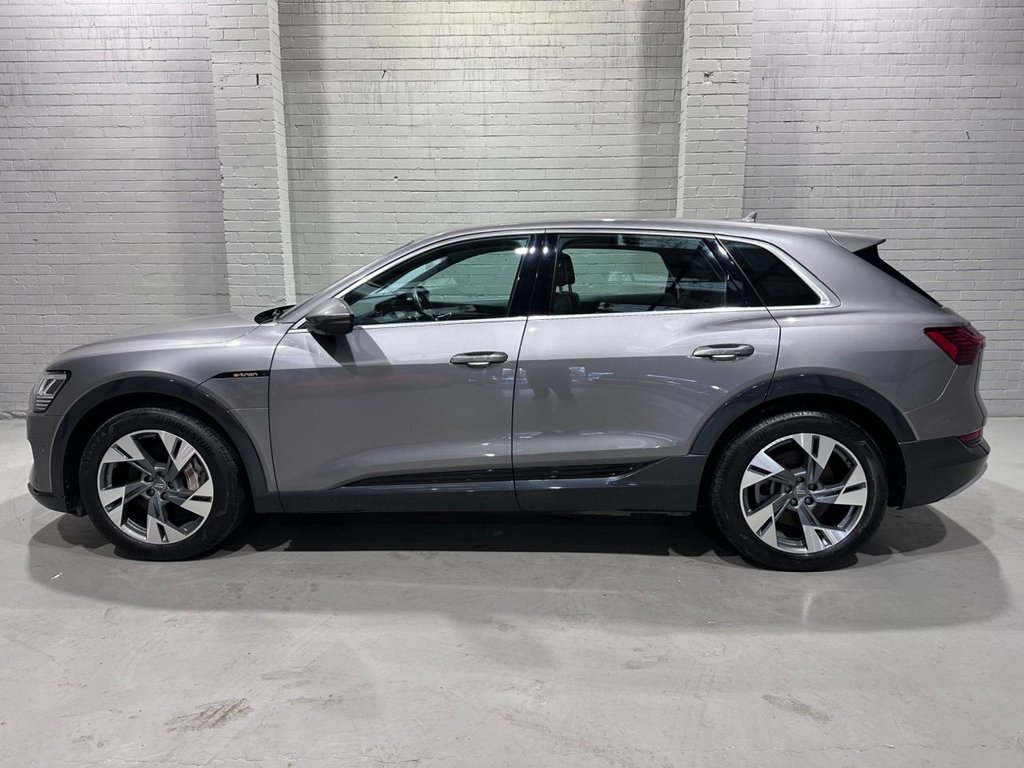 Used Audi e-tron 2020 for sale - 76368196: Photo 4