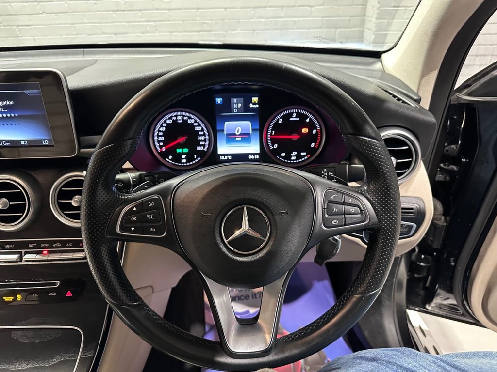 Used Mercedes-Benz GLC 2016 for sale - 76280041: Photo 18